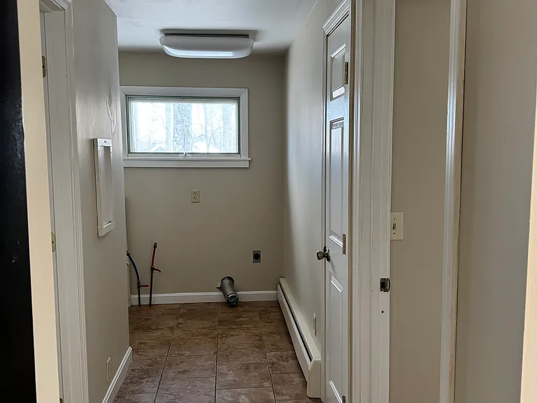 51 Shaw St #1 — Photo 15