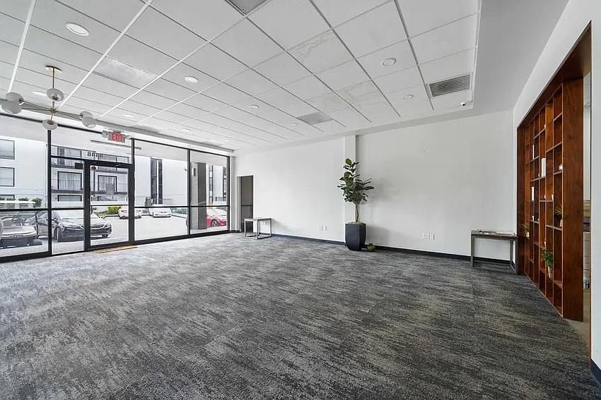 1st image of 4400 Memorial Dr #14-2094