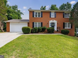 861 Lagoon Ct, Stone Mountain, GA 30083