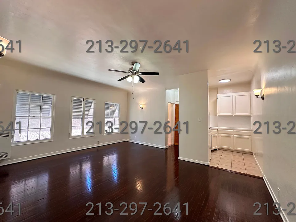 7063 Lanewood Ave #204