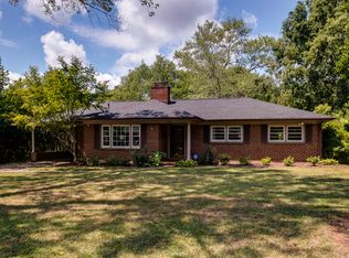 5426 Farmbrook Dr, Charlotte, NC 28210