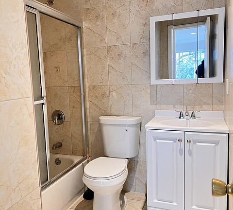 3rd image of 2347 99th St #2