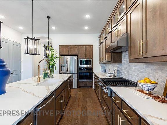 7th image of this home