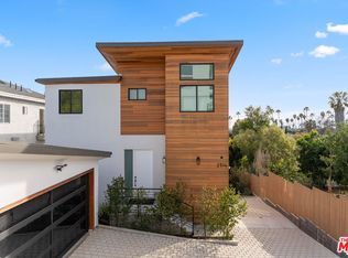 2514 Berkeley Ave, Los Angeles, CA 90026