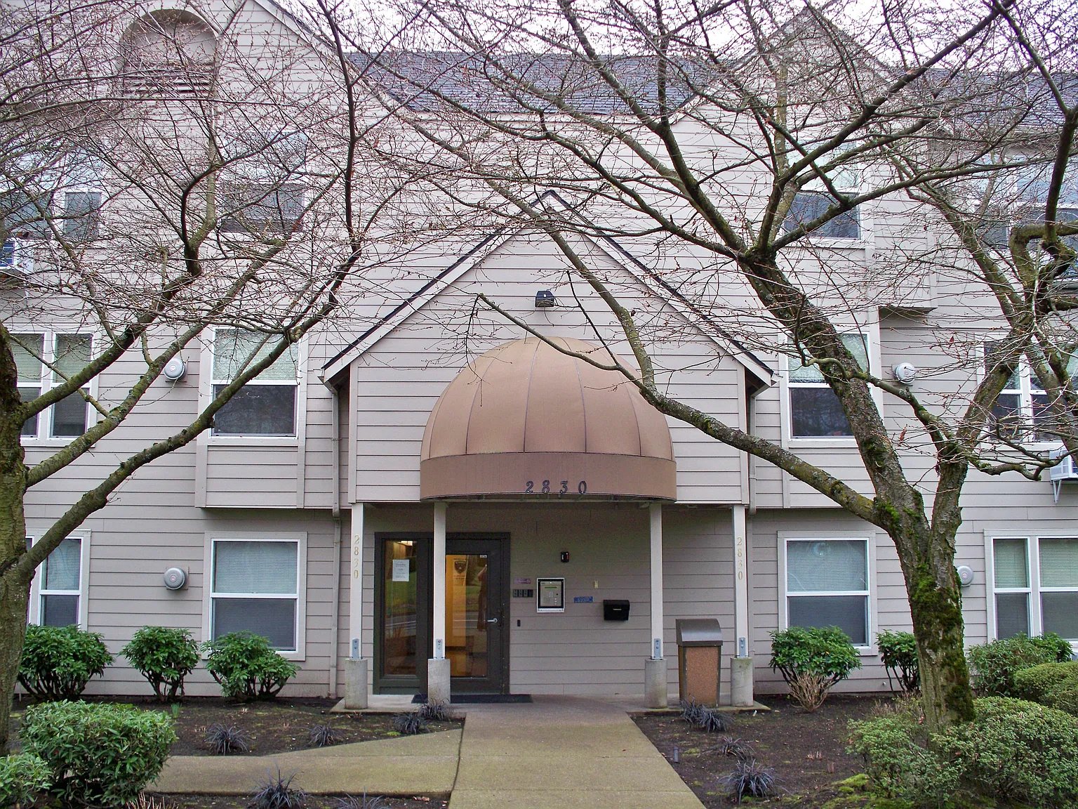 Caritas Plaza — Photo 2