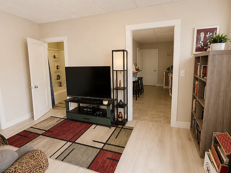 423 Commonwealth Ave #4 — Photo 4