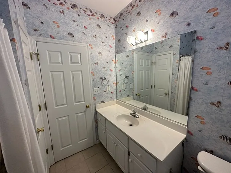 701 Spalding Ct — Photo 16