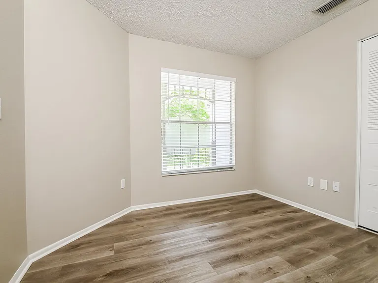 1336 Mohrlake Dr — Photo 11
