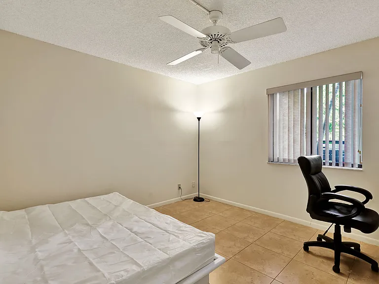 120 NW 70th St #103 — Photo 13