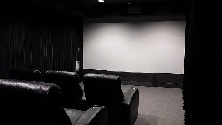 Rented by Elite NY Holdings | media 71