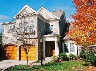 936 Suncrest Pl, Morgantown, WV 26505