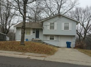 11008 E 72nd Ter, Raytown, MO 64133