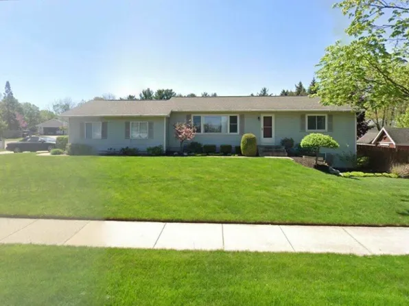 3611 All Pine Ct SW, Grandville, MI 49418