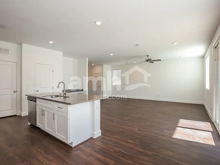 2731 Hot Cider Ave — Photo 4