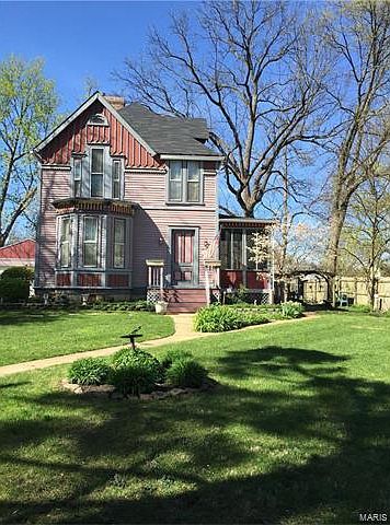 1st image of 631 E Jefferson Ave