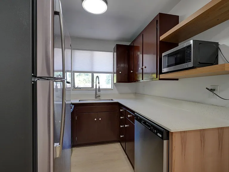 1024 E 600 S — Photo 12