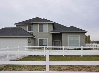 190606 E Game Farm Rd, Kennewick, WA 99337