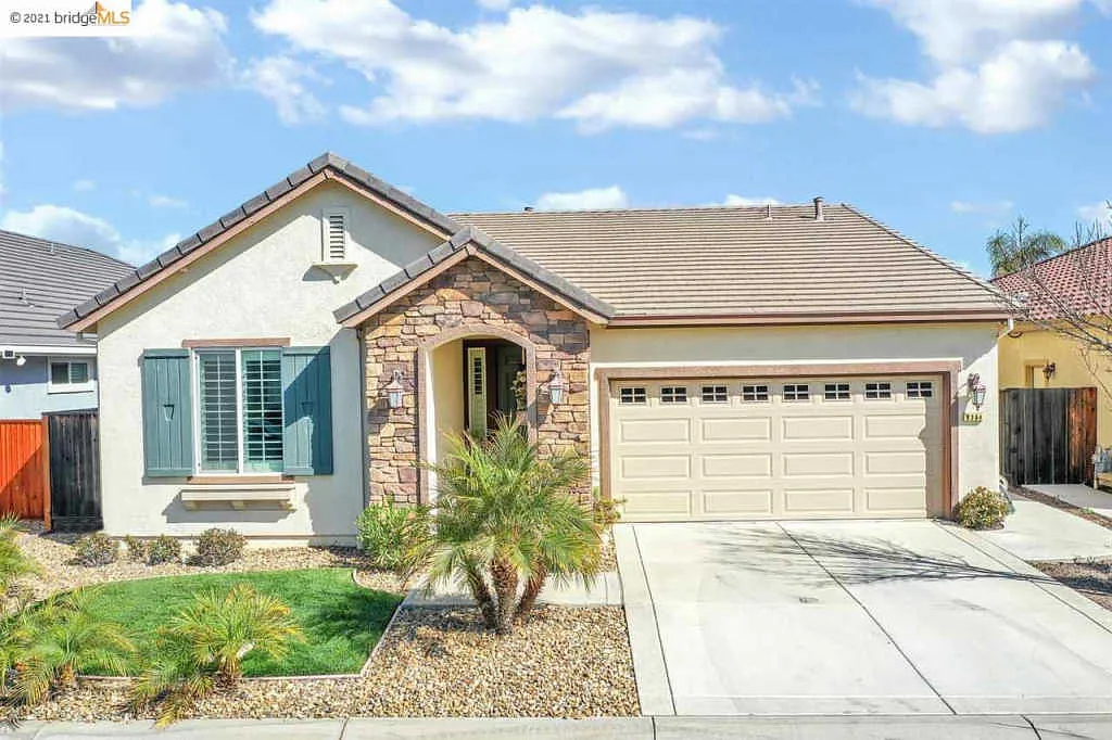 8364 Brookhaven Cir photo 1