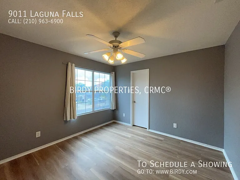 9011 Laguna Fls — Photo 32