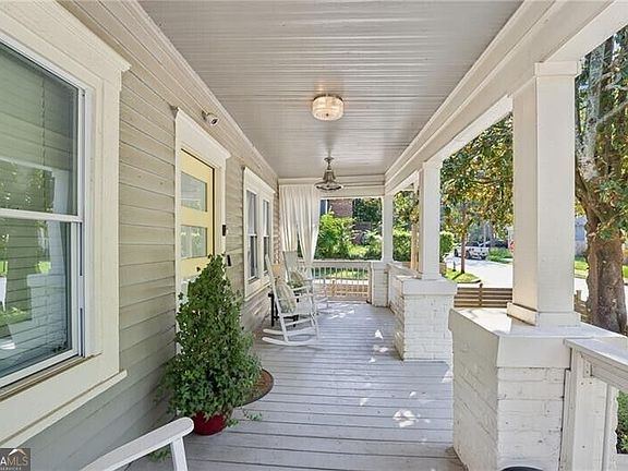 4th image of 1003 Parsons St SW