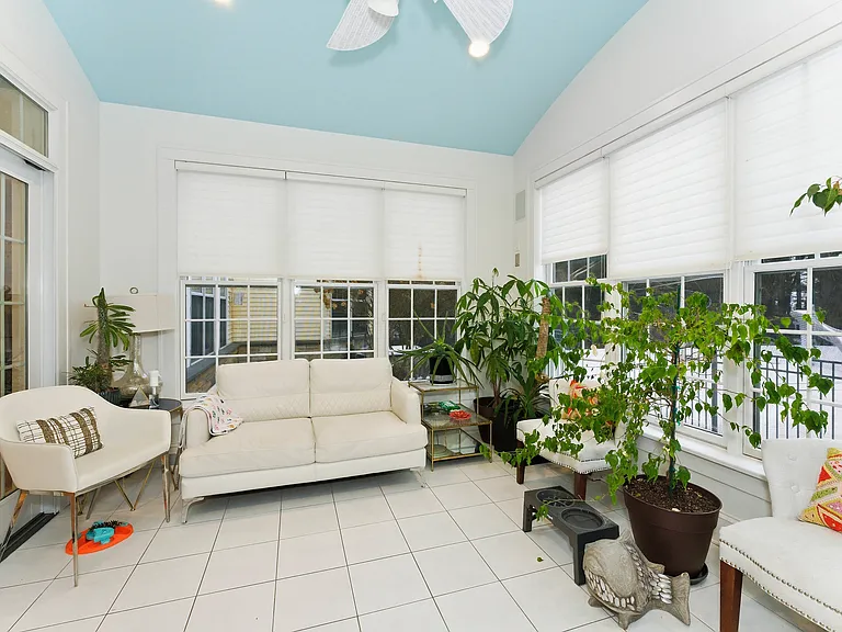 4000 Windsor Dr — Photo 39