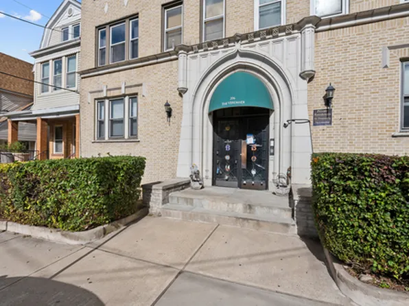 206 Jewett Ave #1, Jersey City, NJ 07306