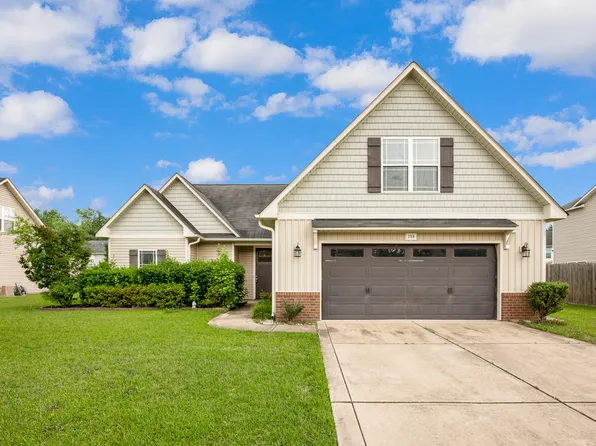 238 Boswell St, Raeford, NC 28376