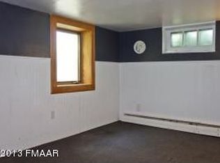 814 14th St N, Moorhead, MN 56560