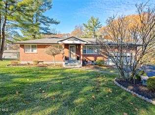 17 Midland Road, Troy, NY 12180