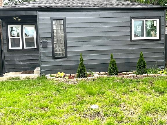 2nd image of 12509 S Bishop St