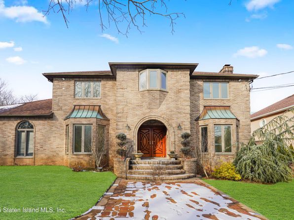 Property image for 31 Fingal St, Staten Island, NY 10312