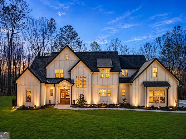 5567 Tyree Rd, Winston, GA 30187