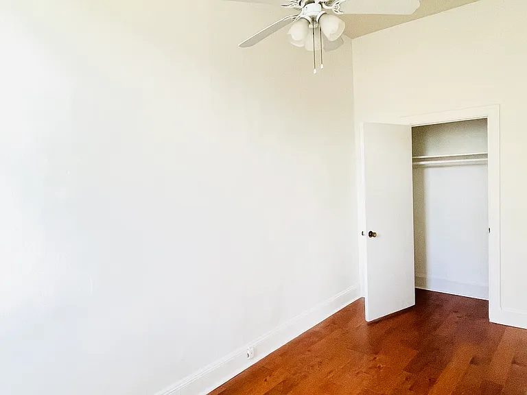 1604 Park Ave #4 — Photo 4