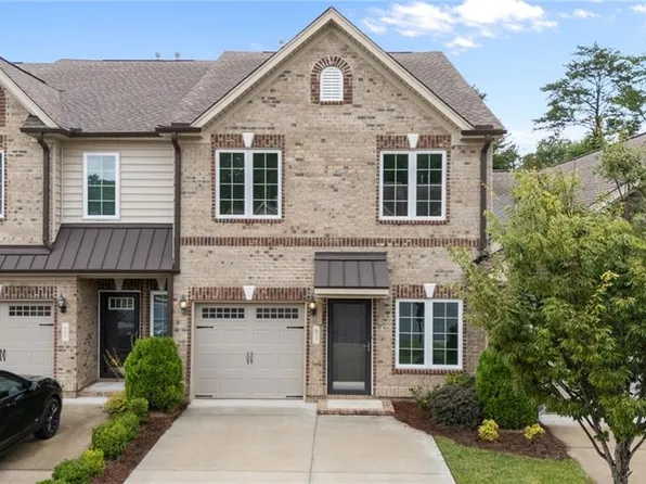 671 Stags Leap Ct, High Point, NC 27265