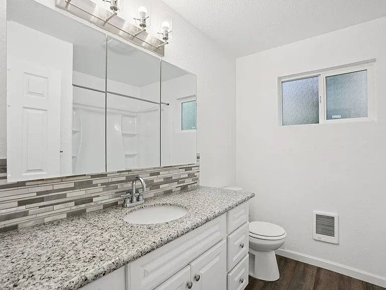 Images Springcreek Apartments — Photo 21