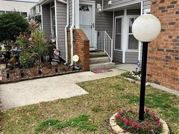 200 Avant Garde Cir, Kenner, LA 70065