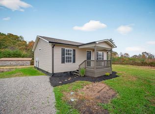 1193 Ashburn Rd, Monterey, TN 38574