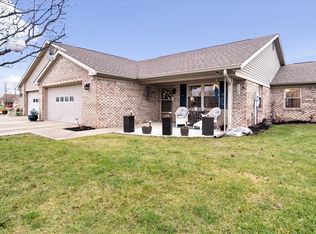 3916 Oak Trail Dr, Indianapolis, IN