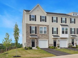 831 Pecan Rd, Spring City, PA 19475