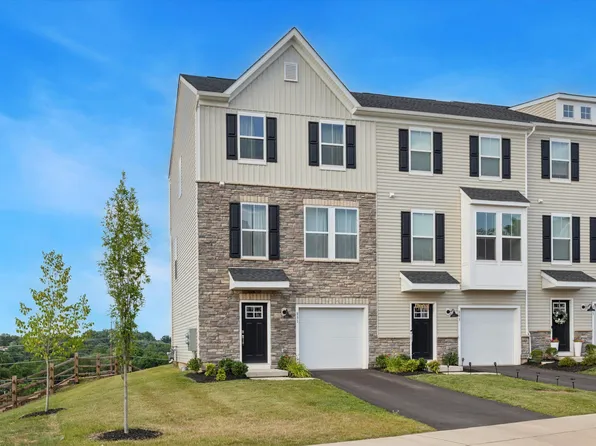 831 Pecan Rd, Spring City, PA 19475