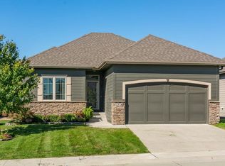 1318 Sedona Dr, West Des Moines, IA 50266