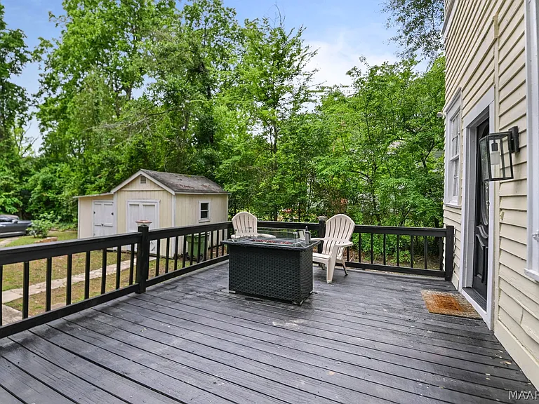 264 E Fairview Ave — Photo 44