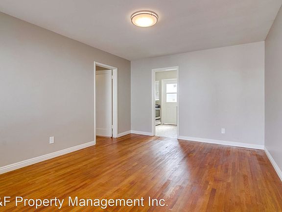 4th image of 156 Garrett Ave APT 18