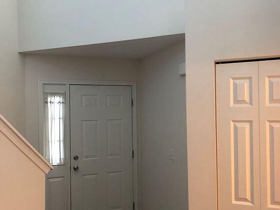 entrance / 1st floor