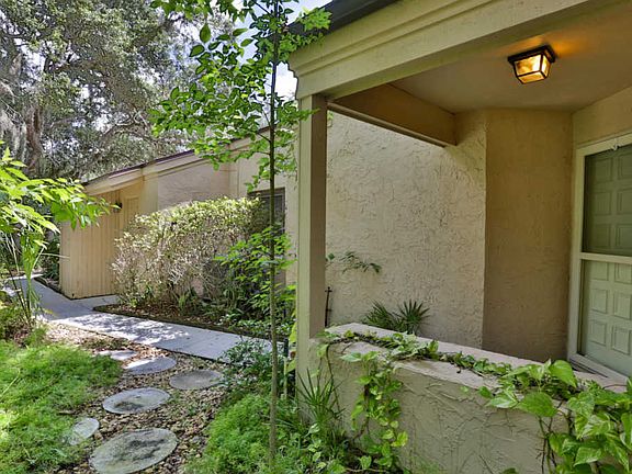 3rd image of 6190 Sequoia Dr