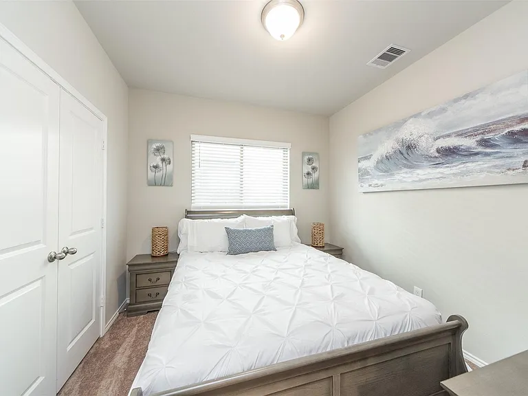 1915 Meadow Trail Dr — Photo 19
