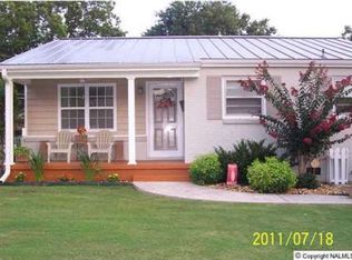 1712 Oakwood Ave NE, Huntsville, AL 35811