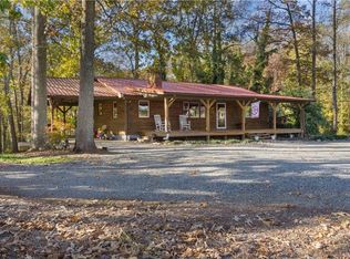 2463 Helmstetler Rd, Lexington, NC 27295