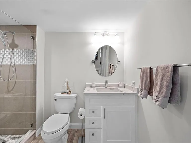 6585 Nicholas Blvd #805 — Photo 23