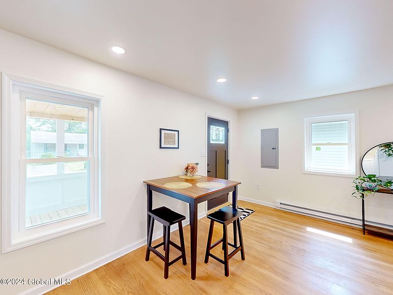 5th image of 31 New Jersey Avenue